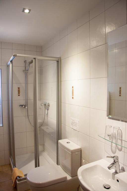 Gaestehaus Alfred Und Brunhilde Frick Mehring  Ngoại thất bức ảnh